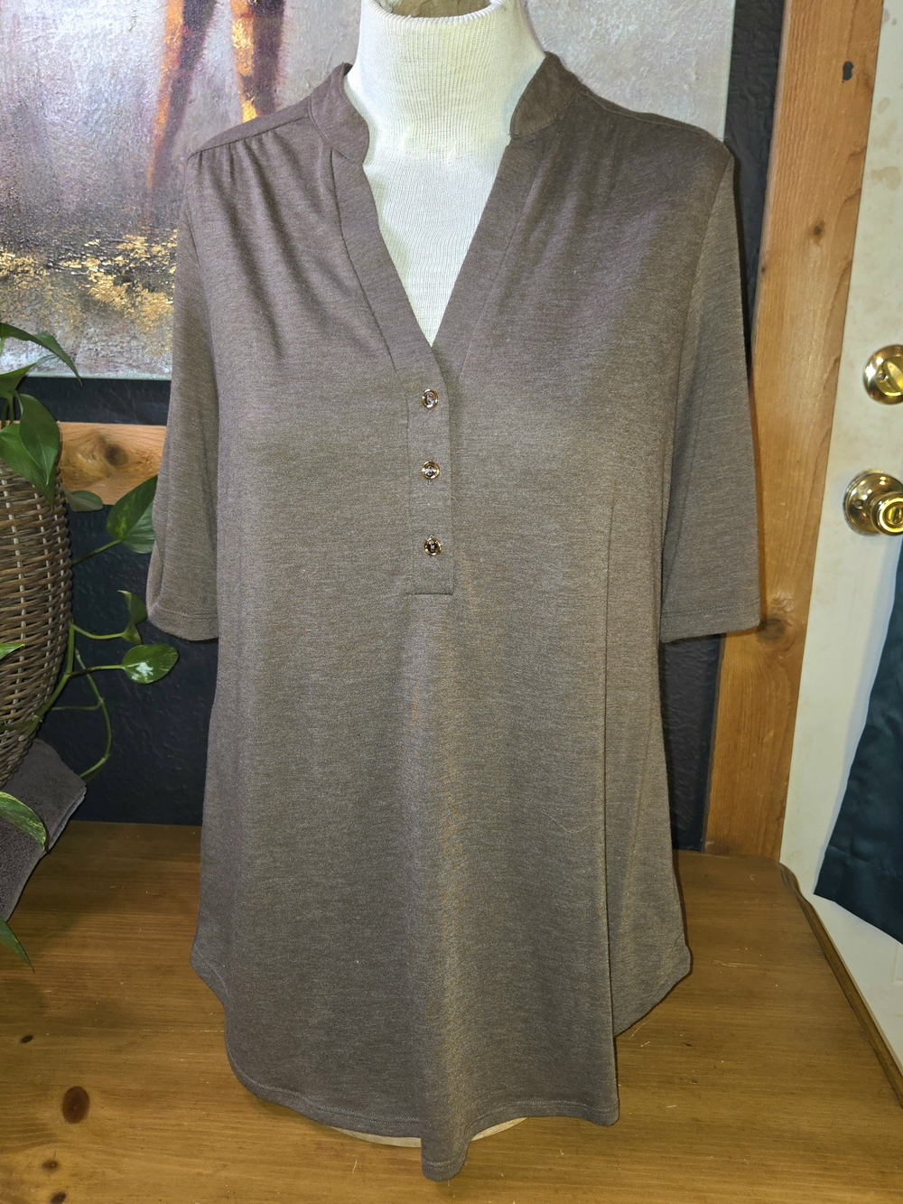 PerSeption Concept Brown Short-Sleeve Henley Top